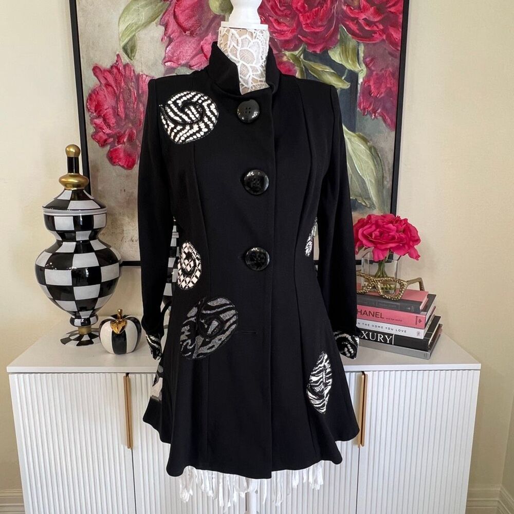 Design Today's Women's Abstract Applique Button Trench Coat Jacket Black Size XL